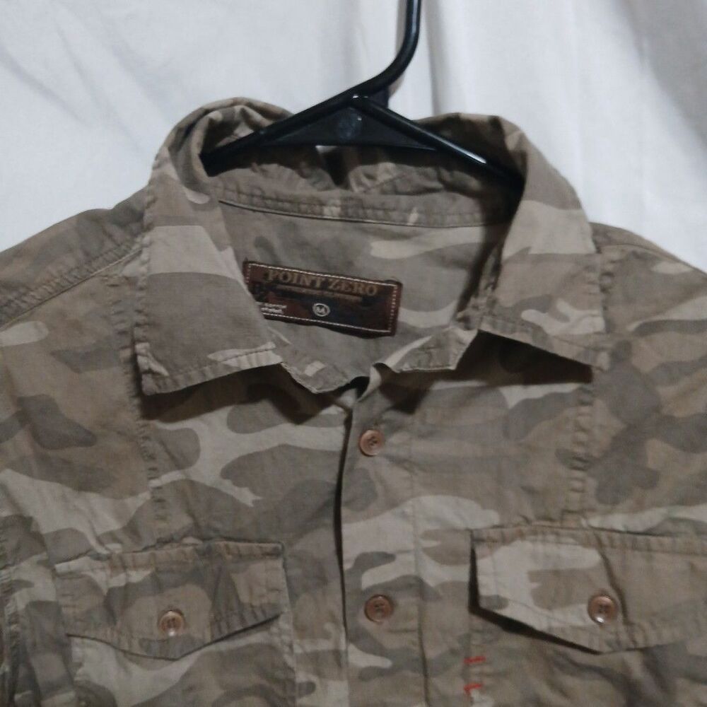 Point Zero Men's semi-fit Military Button Up Short Sleeved Shirt Size Med Camo - Picture 4 of 7